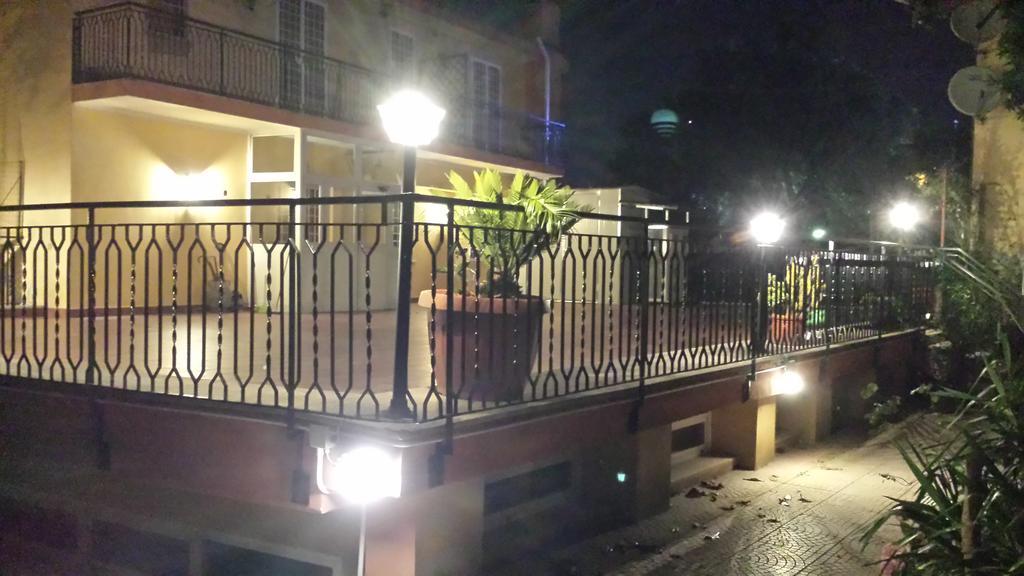 Le Streghe Di Roma Hotel Exterior photo